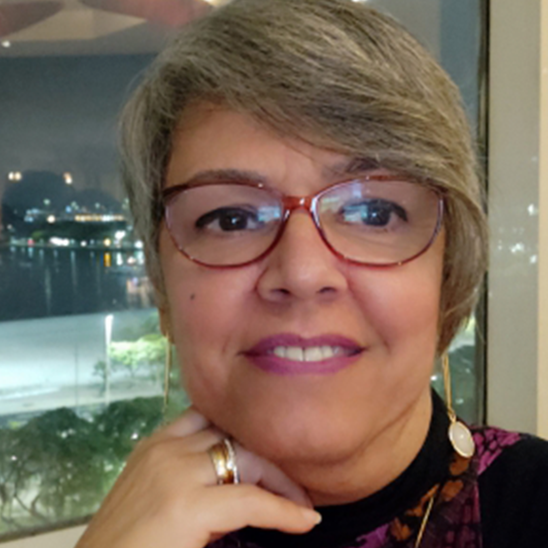 Foto da professora Denise Mathias