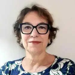 Foto da professora Andréia Salvador