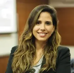 Foto da professora Jeane Lucena