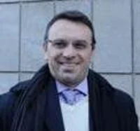 Foto do professor Luis Gustavo de Queiroz