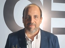 Foto do professor Eduardo Lapa